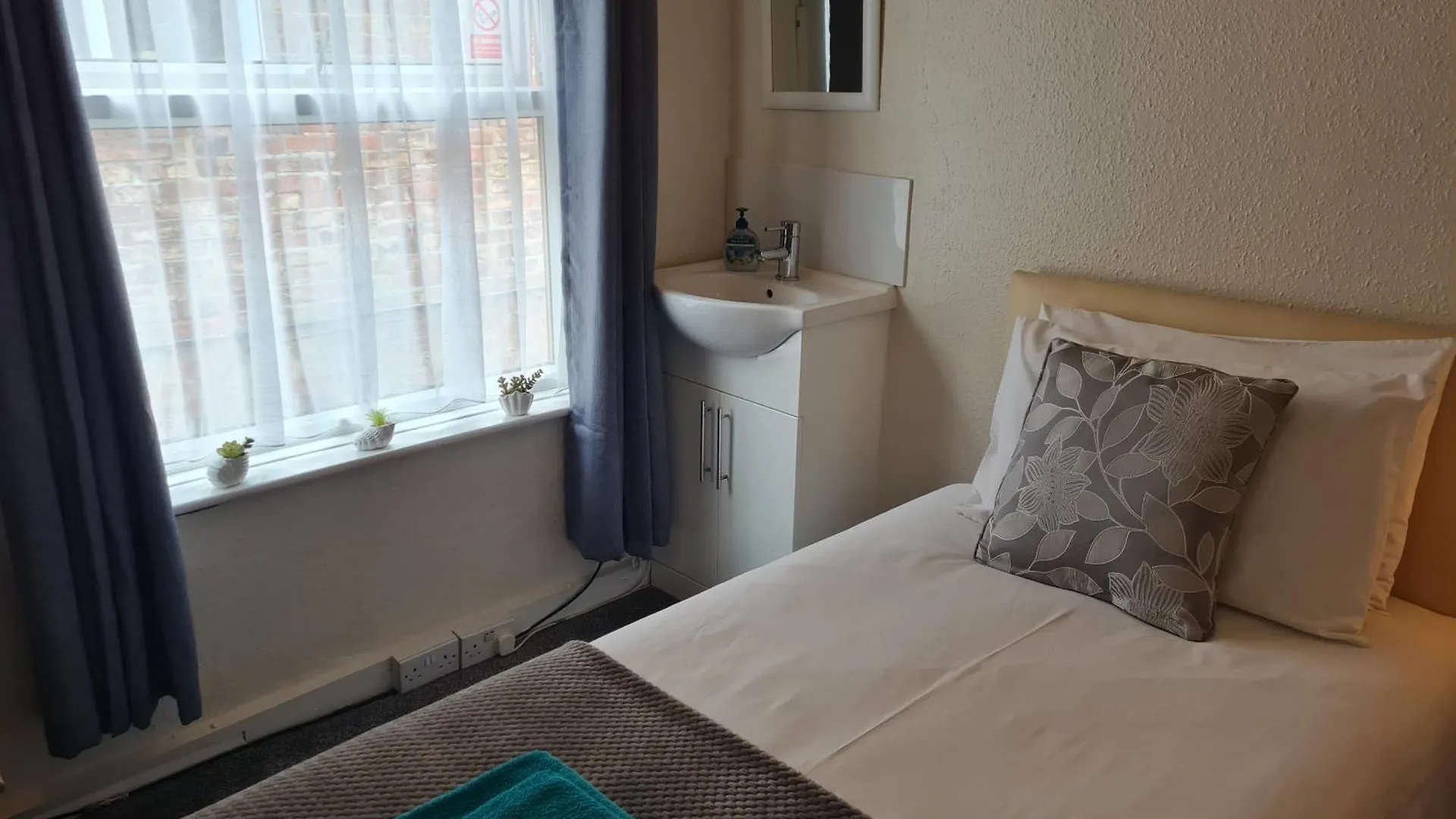 The Chimes Guest House Bridlington