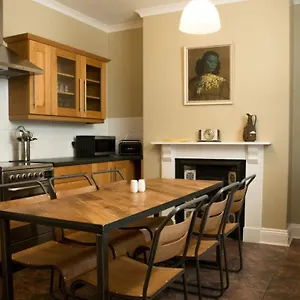 Apartment Kittiwake Number 4 - Town Centre & Spacious